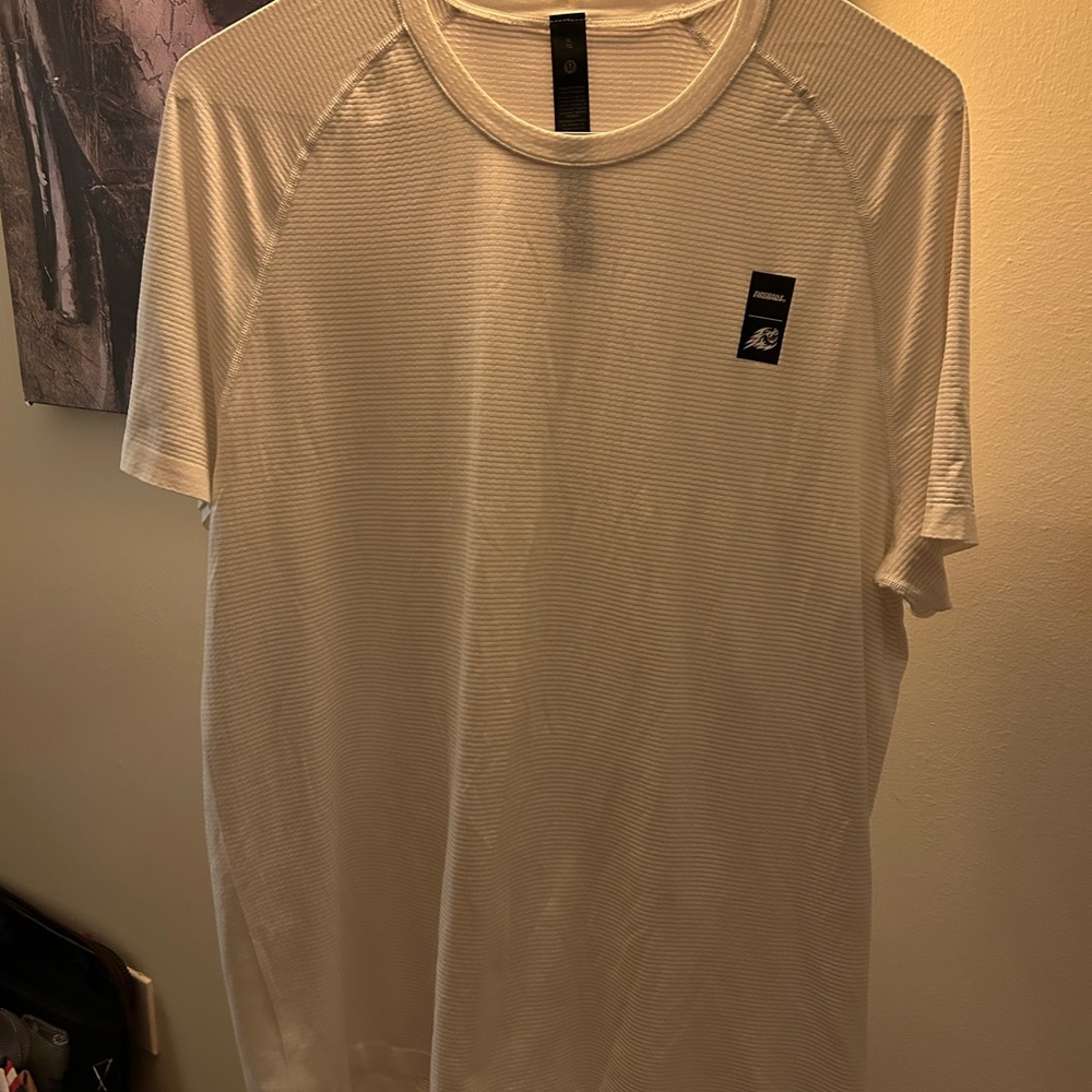 Lululemon White Short Sleeve Men's Tee with a Fireballs Logo (Liv Golf Team)